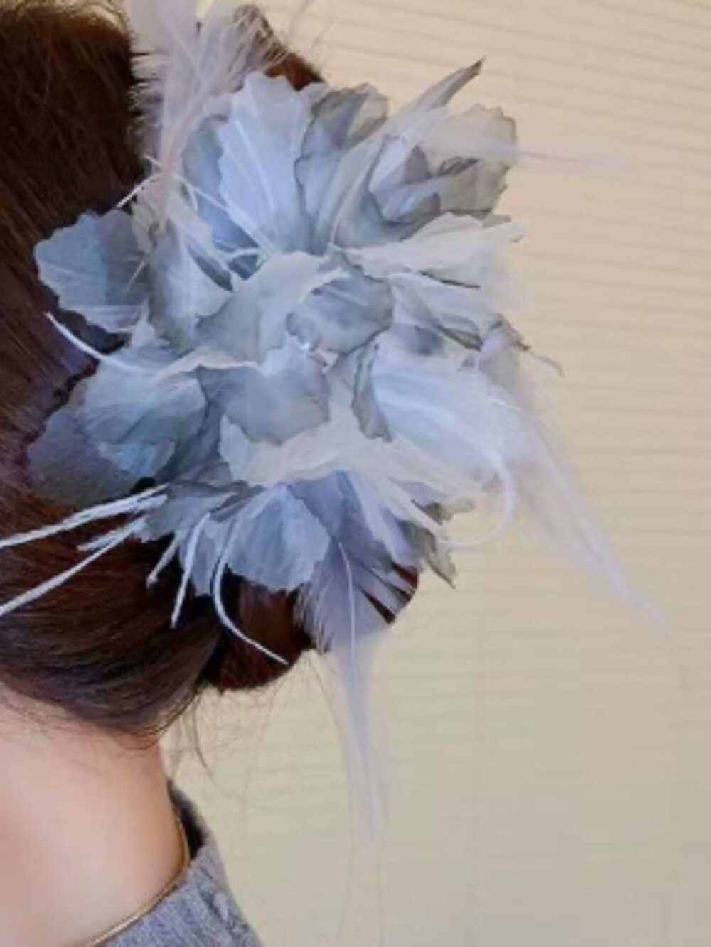 Women's hair clip